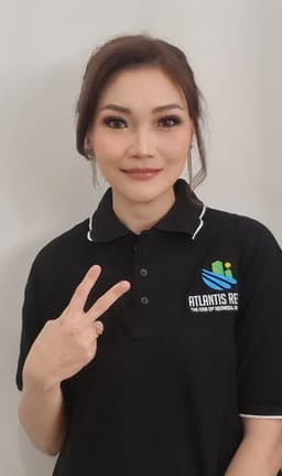 Dewi Lim